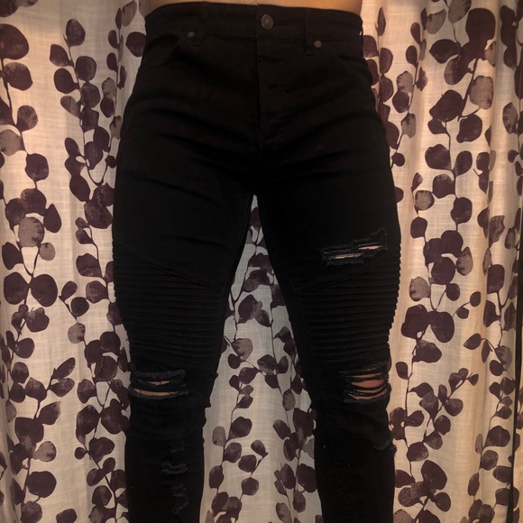 H&M Black Distressed Jeans - Picture 4 of 4